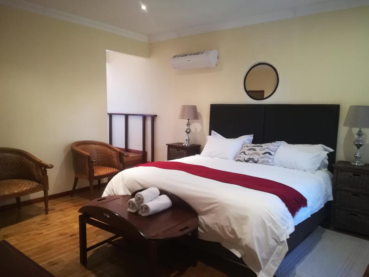 Moon And Sixpence Garden Guest House Muldersdrift Exterior foto